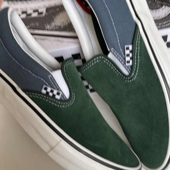 Vans WMNS Skate Slip-On
Mountain View
VN0A5FCABD6
Sneakers - Picture 15 of 16